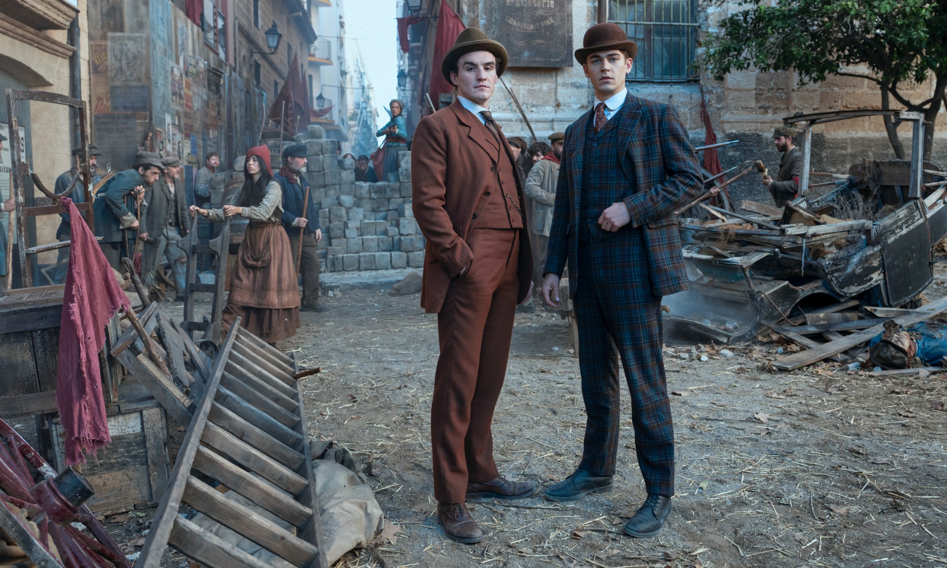 Young Sherlock 2. Sezon Onayı Aldı: Guy Ritchie Yönetmen Koltuğuna Geri Dönüyor! 1 Hero Fiennes Tiffin Donal Finn 3 Photo credit Dan Smith3